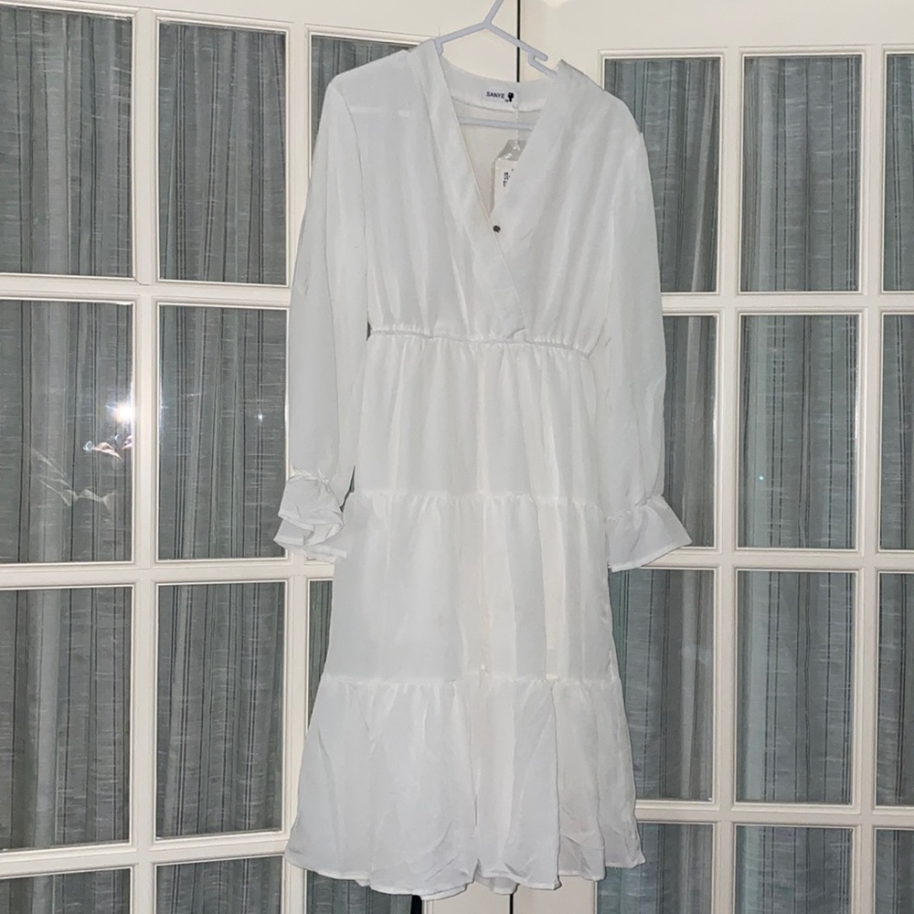 Tiered long sleeve dress